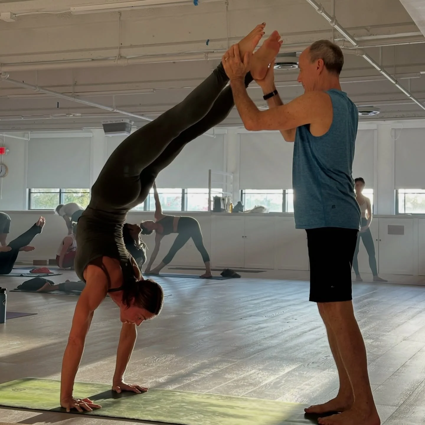 Moments from yesterday&rsquo;s Mysore class with @davidswensonashtanga 🤍 were so grateful for this moments with David in Miami! Today David will be teaching our Led Full Primary at 9:00 am! This is a class you can&rsquo;t miss. 

You can sign up in 