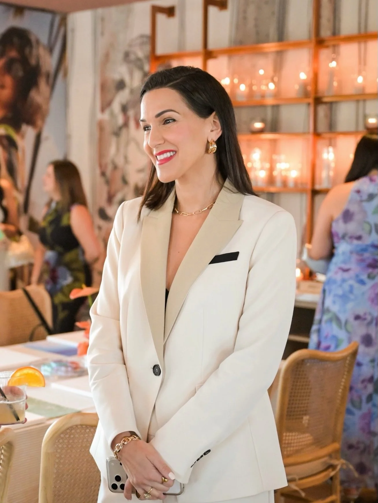 Suit energy 🫡✨

I had the best full circle teacher moment leading a creative vision board workshop at @lauracanada&rsquo;s Summer Edit event last week at @torontobeachclub ✨

When was the last time you cut paper and pasted it to something? There&rsq