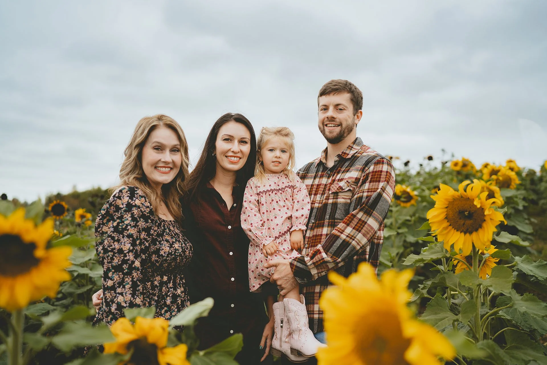 sunflower-festival-sinkland-farms-Kyra-Calyn-DSC08097-header.jpg