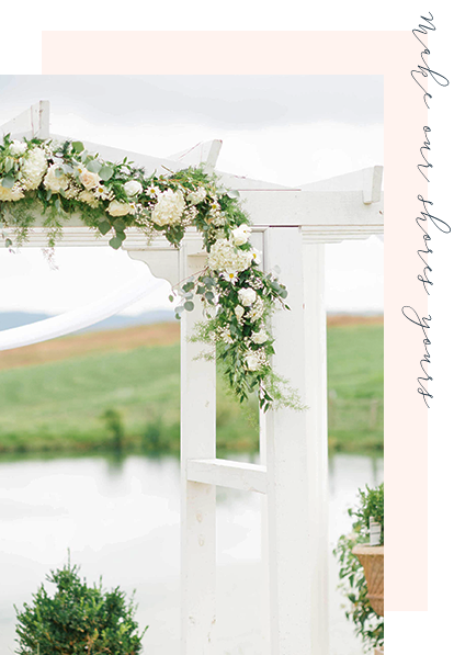 Tucsan Pond Floral Arbor Detail Ceremony Setting