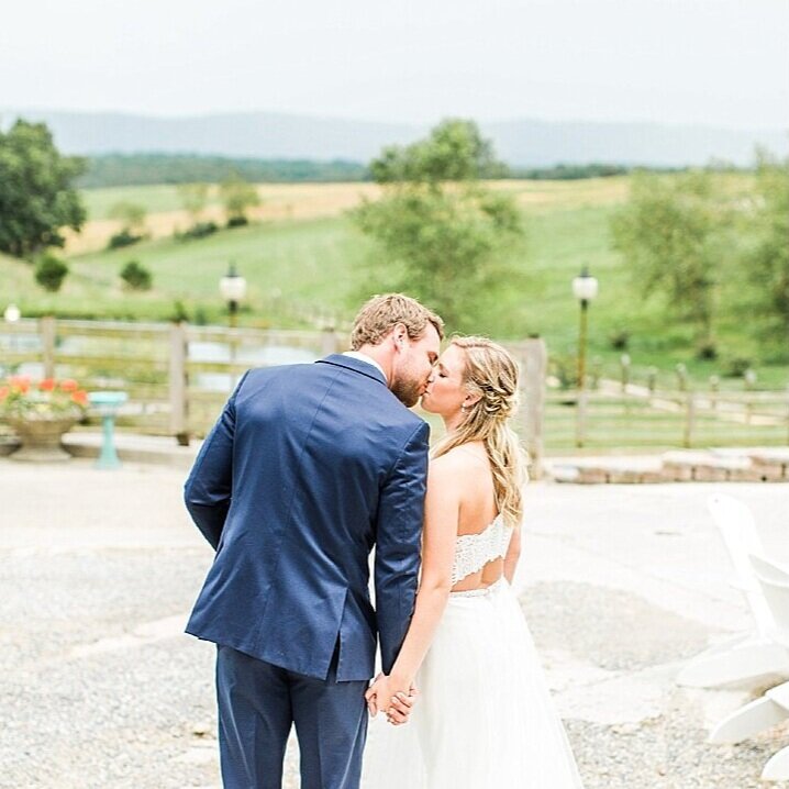 sinklandfarmswedding_southwestvirginiawedding_virginiabarnwedding_virginiaweddingphotographer_photo_0058.jpg