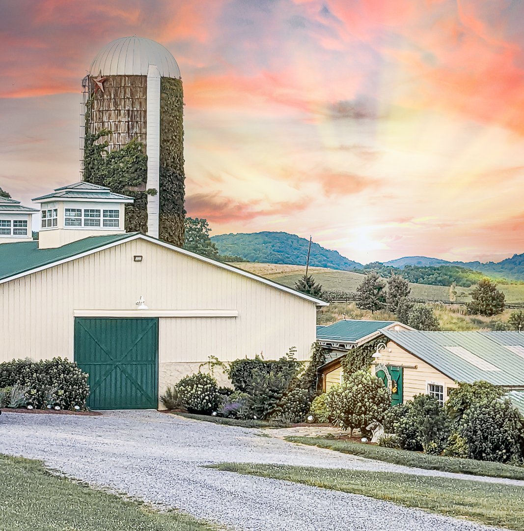 2023Sinkland-Farms_Easter_Renees-Photography-and-Designs_Sinkland-FarmsLLC_easter_outdoors_Sunrise-Service_silo-barn_blue-ridge-mountains-view-231634752.jpg