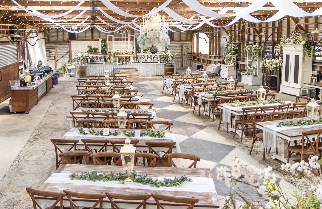 2023SinklandFarms_wedding-event-venue_rustic-chic-event-barn_SM-3202.jpg