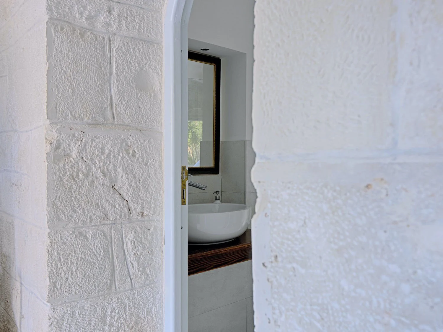 big_trullo_pietra-trullo_santangelo_interno_ceglie_messapica_trullo_e_lamia2021cobell57.jpg