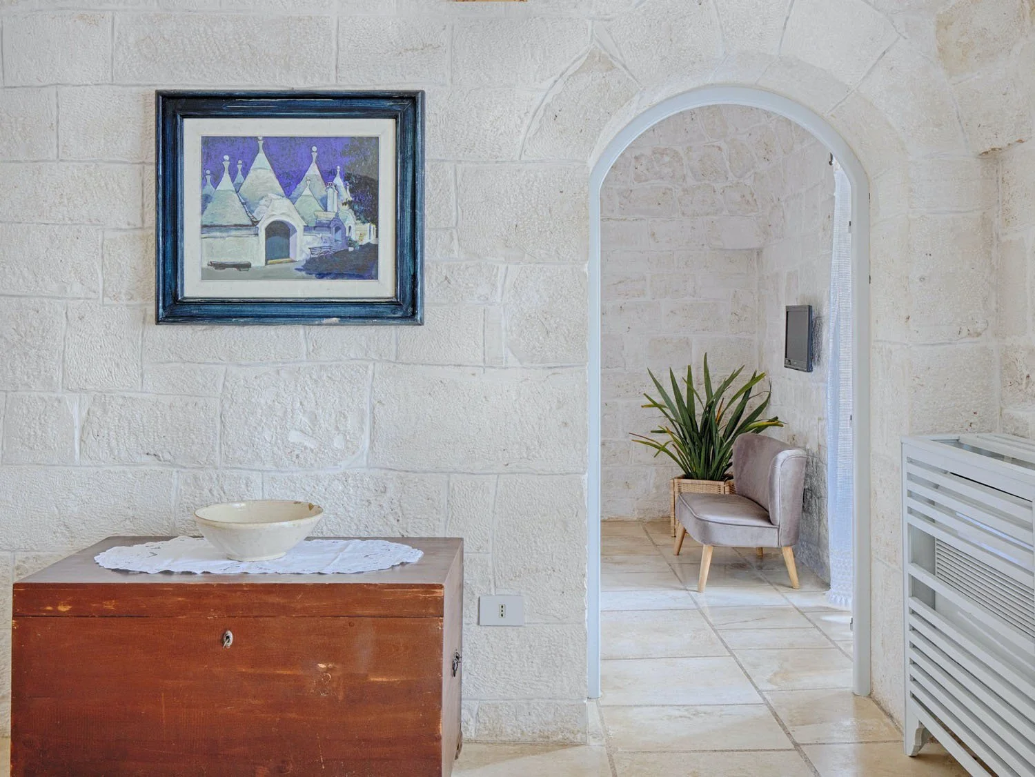 big_trullo_pietra-trullo_santangelo_interno_ceglie_messapica_trullo_e_lamia2021cobell54.jpg