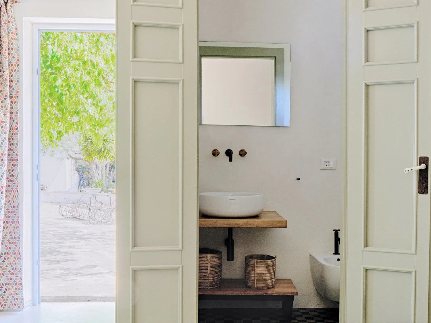 big_lamia_gelso-trullo_santangelo_interno_ceglie_messapica_trullo_e_lamia2021cobell16.jpg