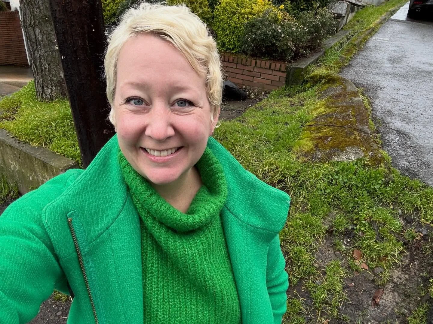 My love of kelly green, my second favorite color after black, is crushing it today. Happy St. Patrick&rsquo;s day.☘️🖤