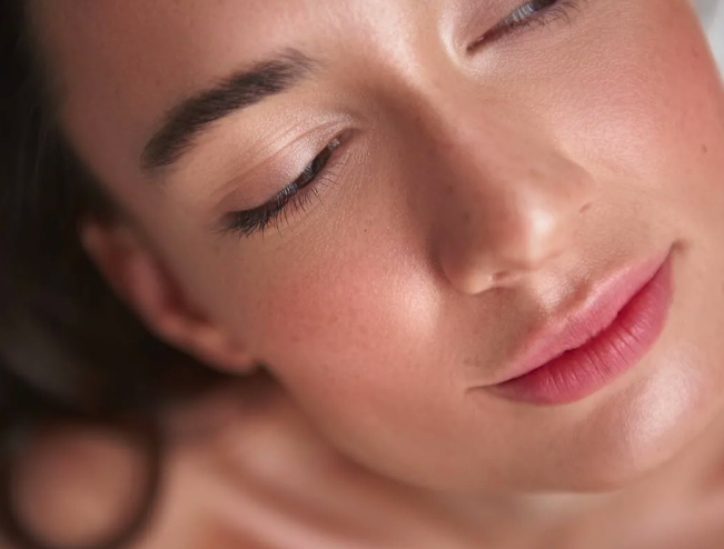 In-Office vs. At-Home Chemical Peels: What’s The Difference?