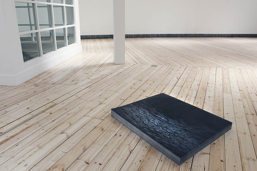 Felix Gonzales-Torres, Untitled, 1991.
Courtesy of The Felix Gonzalez-Torres Foundation and Andrea Rosen Gallery, New York.
Printed poster stack.