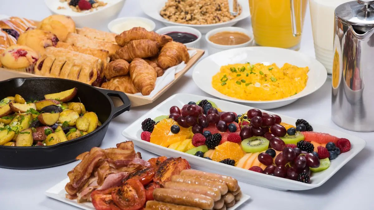 Check-in and Breakfast