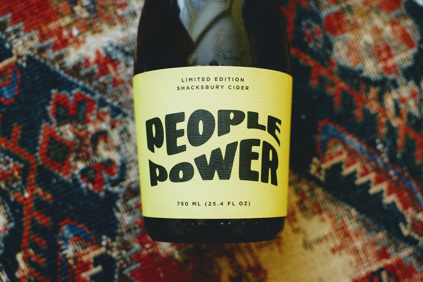 Cider lovers! This one is for you. Fresh from Vermont, People Power CIDER from @shacksbury. 🍎 🙌🏿 🙌🏽 🙌🏻 🍻 
-
&quot;P E O P L E  P O W E R 
 Our new limited edition gin-barrel aged cider is live on the Shacksbury site. With your purchase of thi