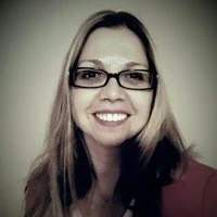 Nadine Armstrong headshot