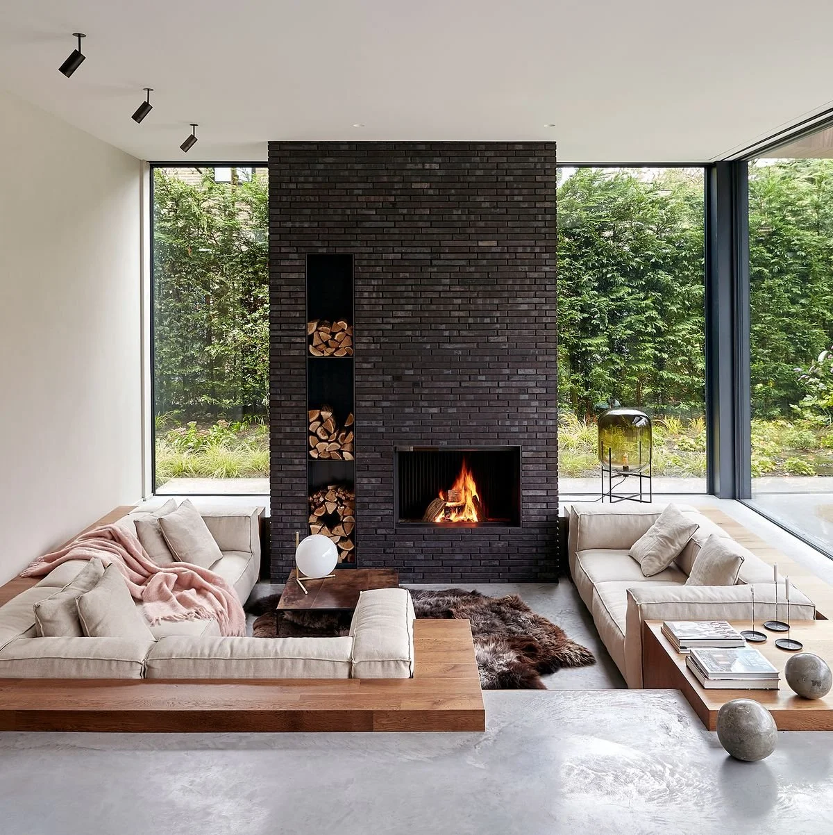 "10 Sunken Living Room Ideas That Prove This Throwback Trend Is Here to Stay," ELLE DECOR