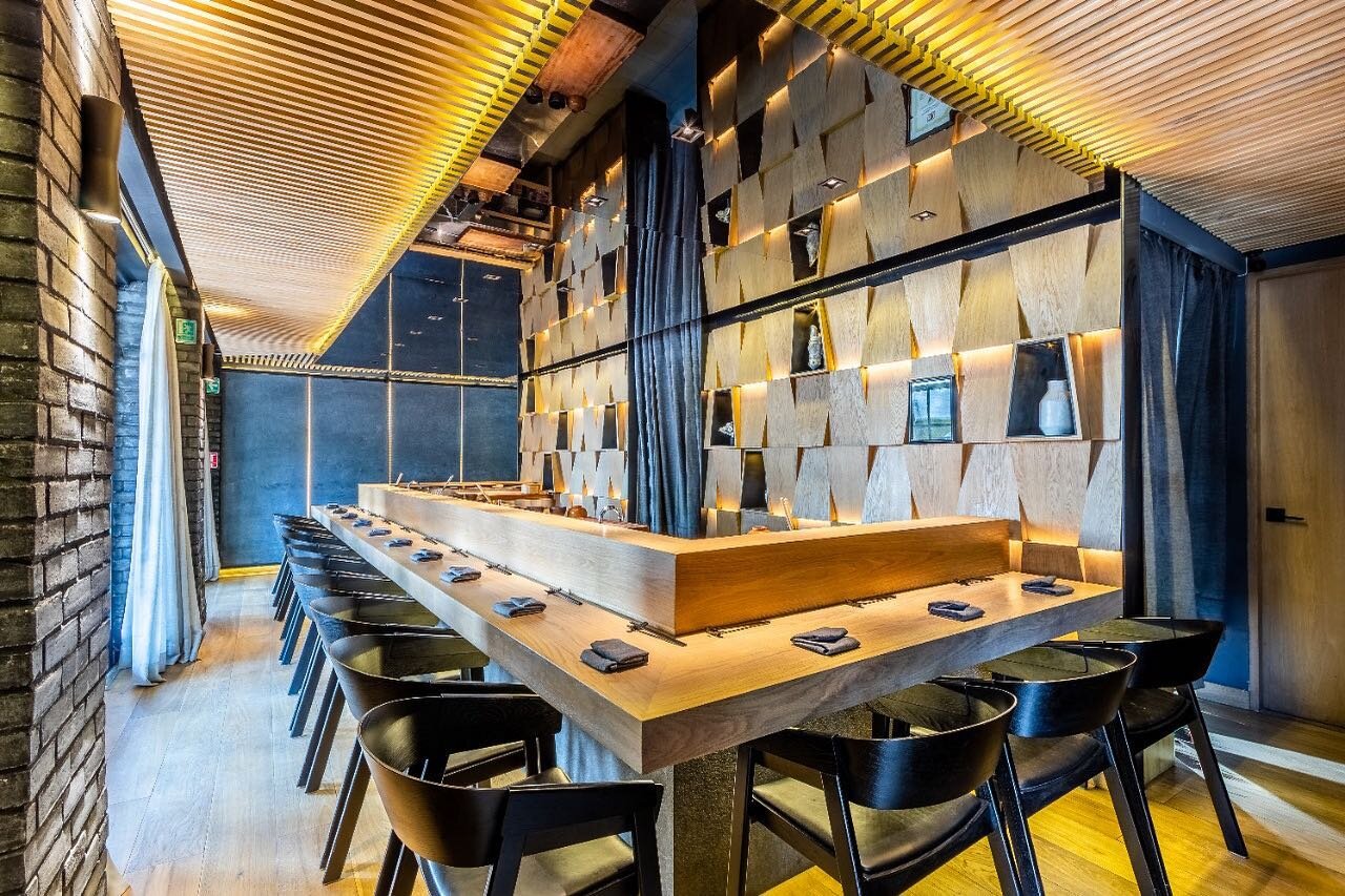 Kai sushi bar
Polanco, CDMX 
&mdash;&mdash;&mdash;&mdash;&mdash;&mdash;&mdash;&mdash;
Proyecto ejecutivo
#arquitectura #ingenierias

Diseño y concepto de interiores por Fernanda Campos @casa.kuste 

Branding @uniforma.studio