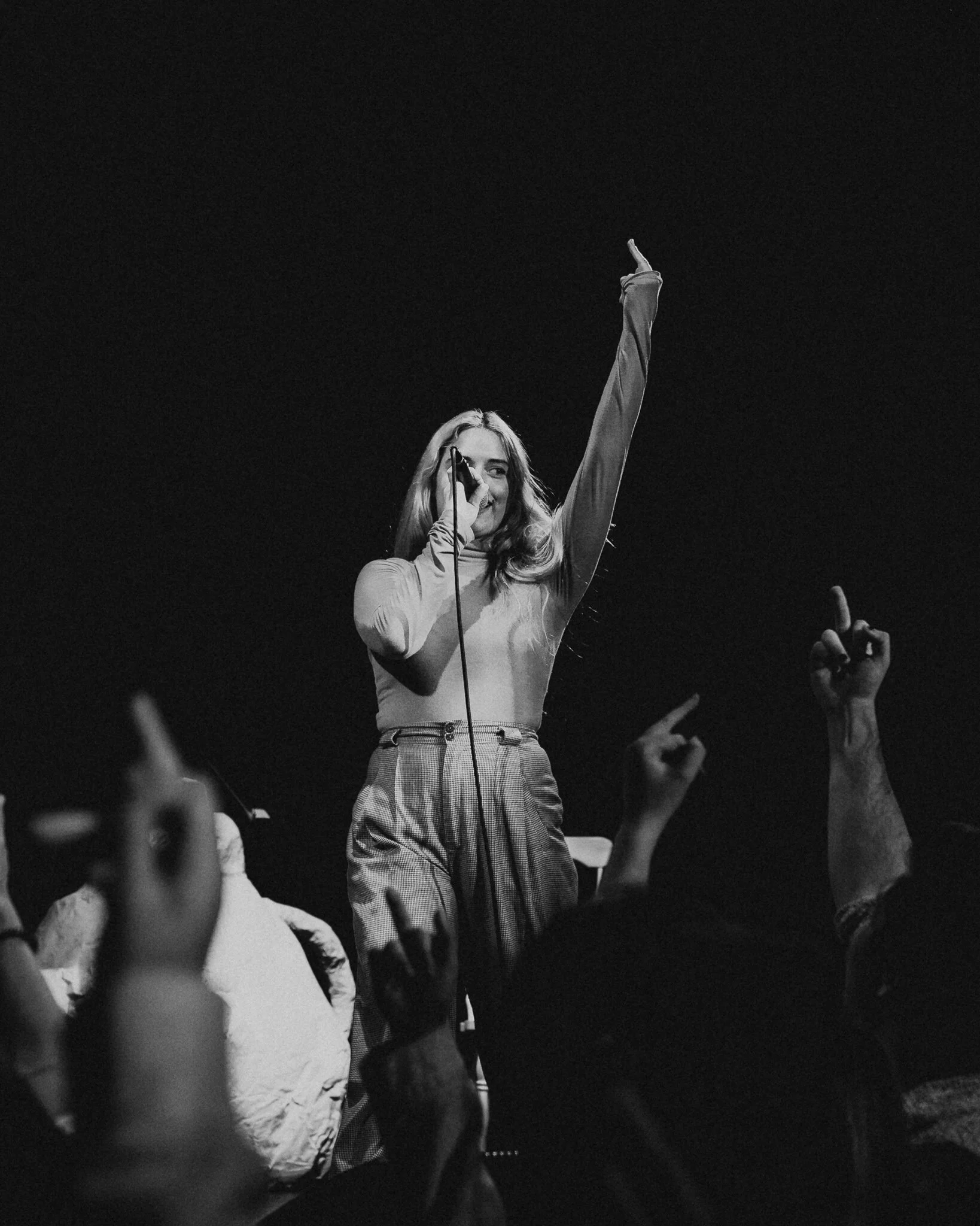 ASHE - Middle Finger.JPG