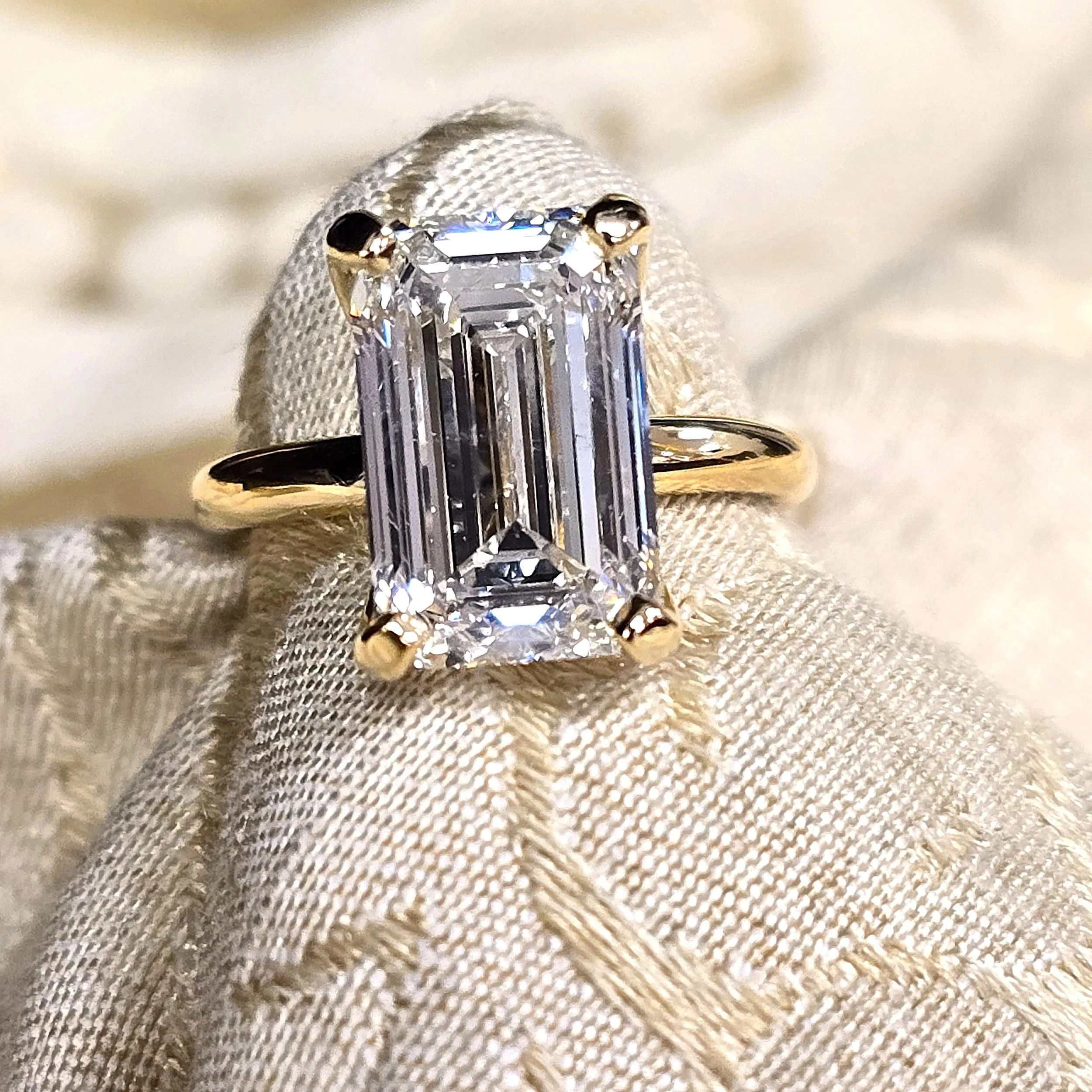4 carat emerald cut diamond