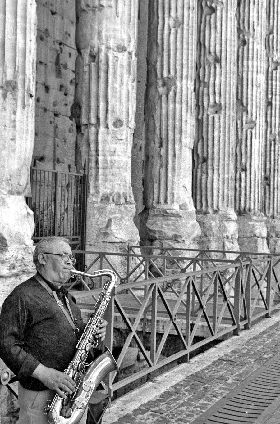 Rome Saxophone player copy.jpg