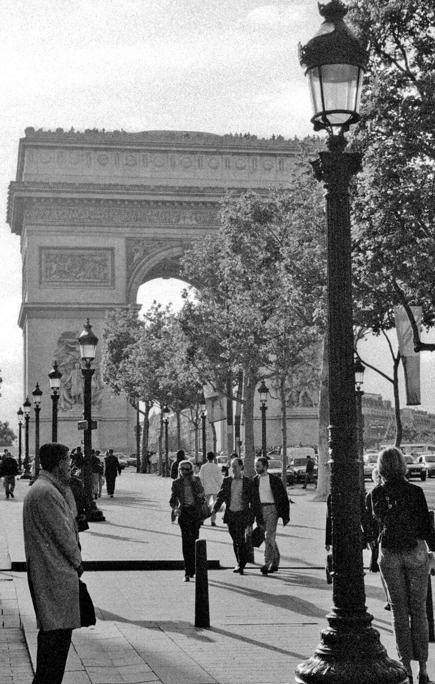 Paris Street 1 a.jpg