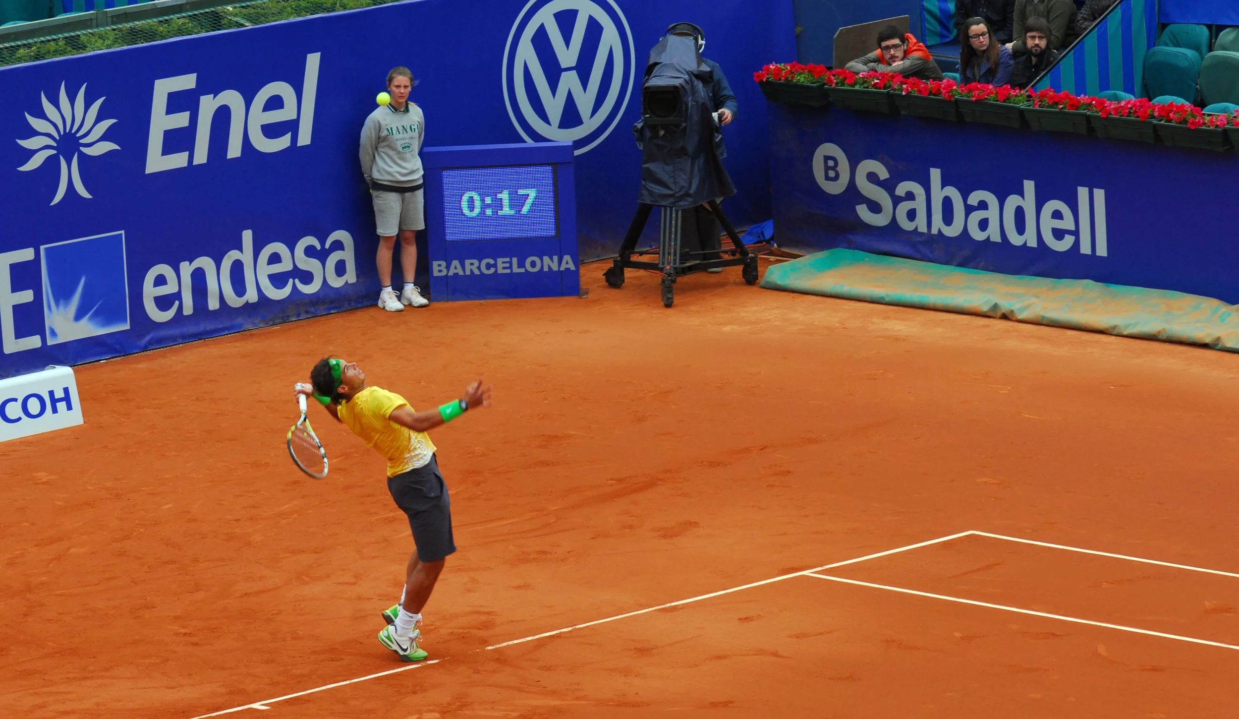 Nadal's serve 2.jpg