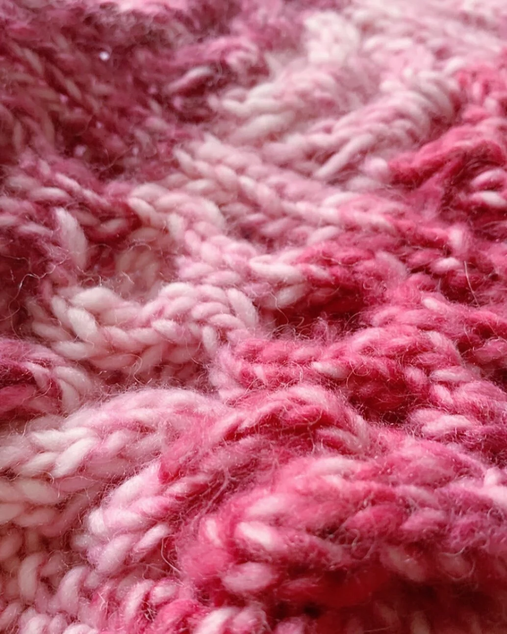 Back on the knitting needles! I took a break from creating since I got so exhausted from my senior year. Jumping back in with some hand knitting and cables! 💗

#knitting #knitweardesigner #fashion #fashiondesigner #pink #knittexture #art #design