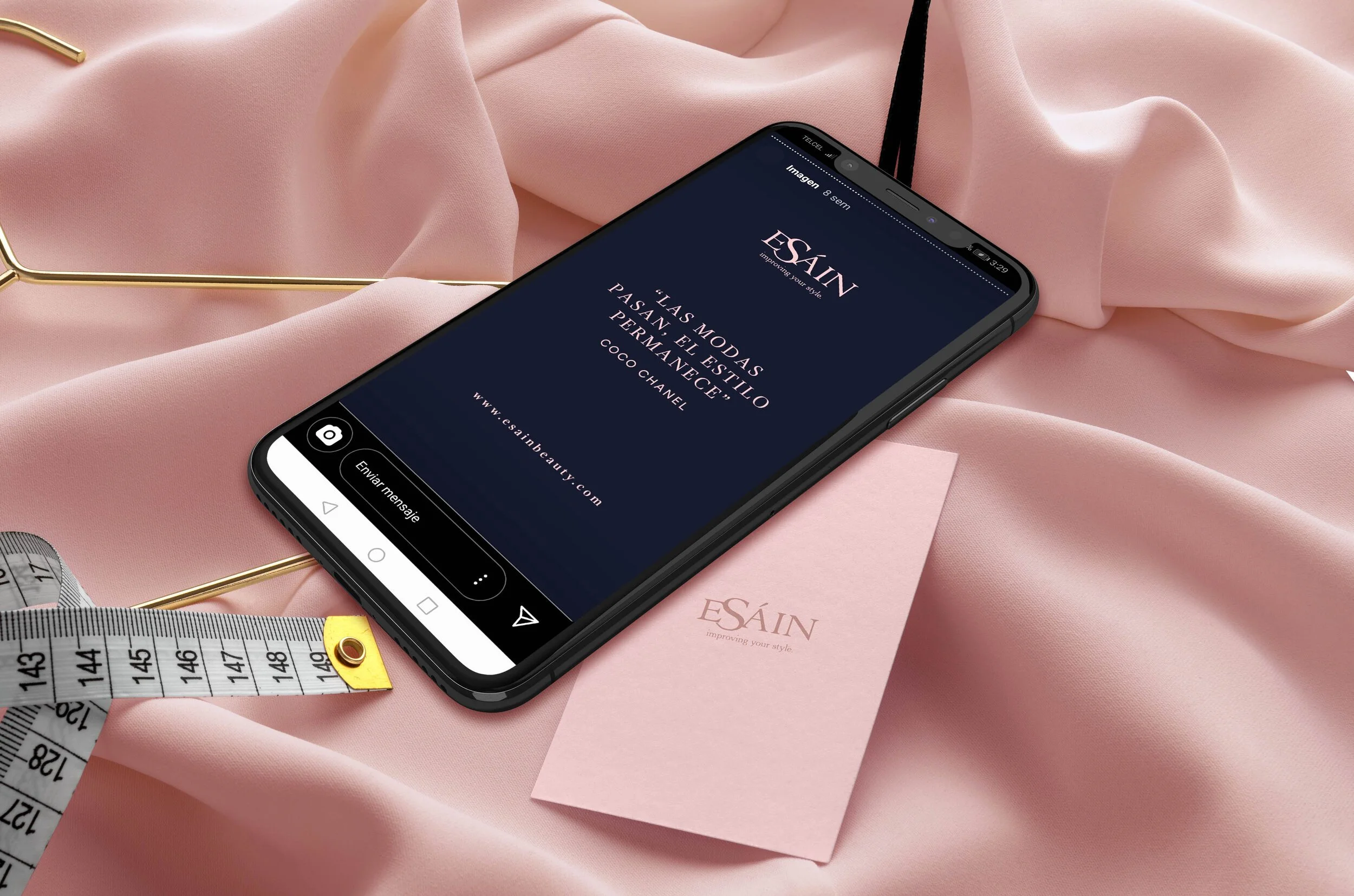 24-styline-fashion-branding-mockup.jpg