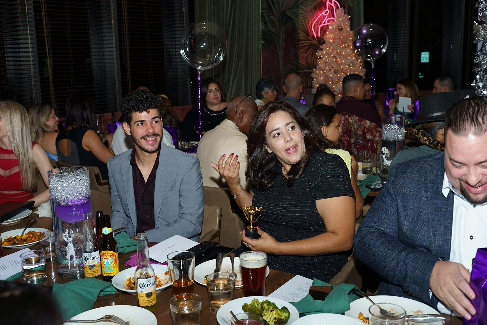 DSC05189December 05_ 2022DJEM__100P.jpg