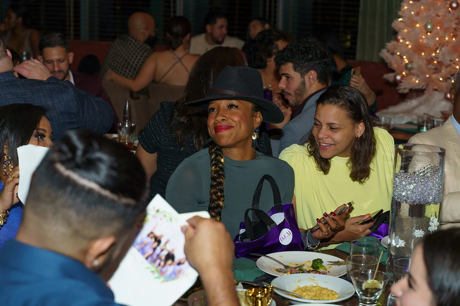 DSC05207December 05_ 2022DJEM__100P.jpg