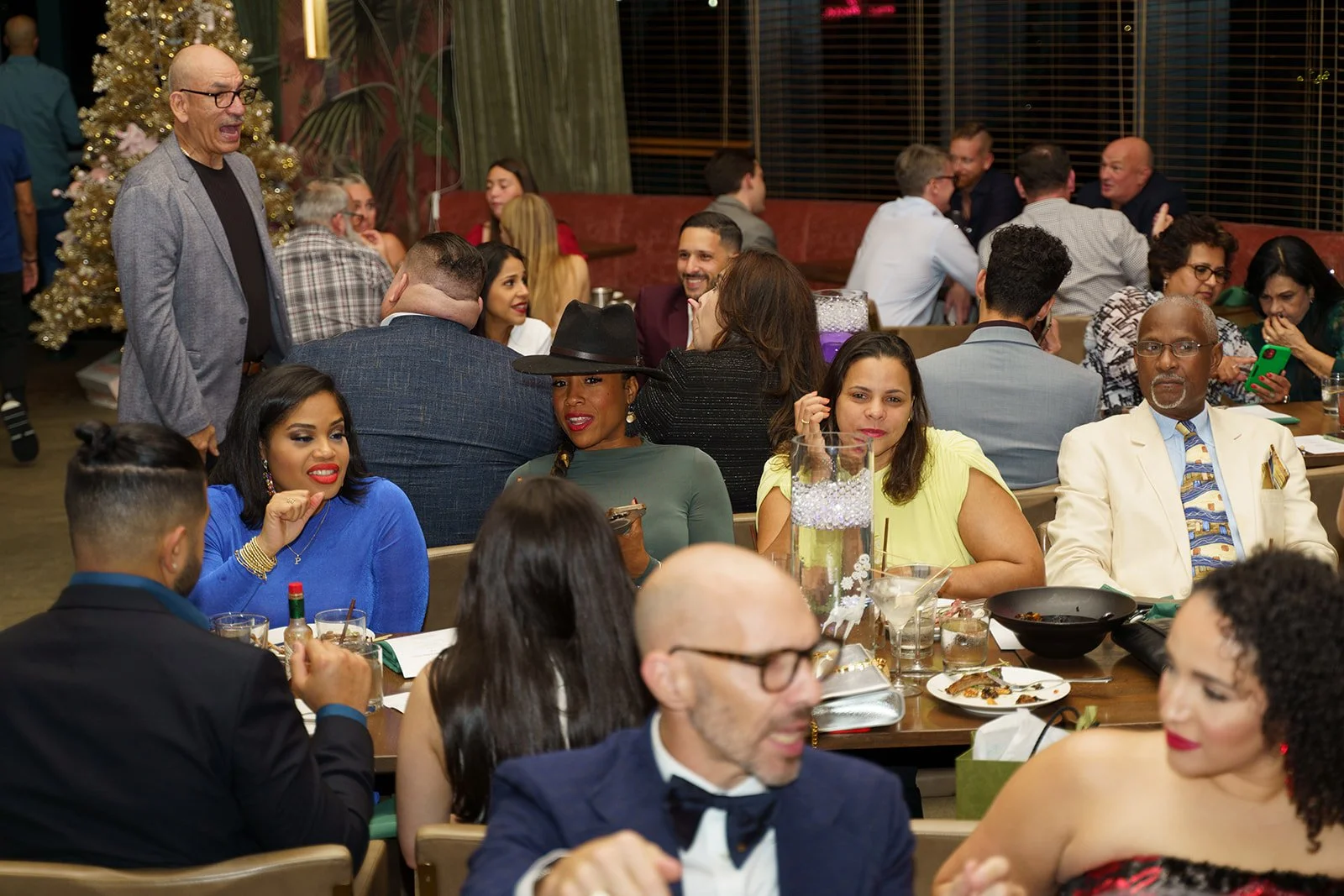 DSC04820December 05_ 2022DJEM__100P.jpg