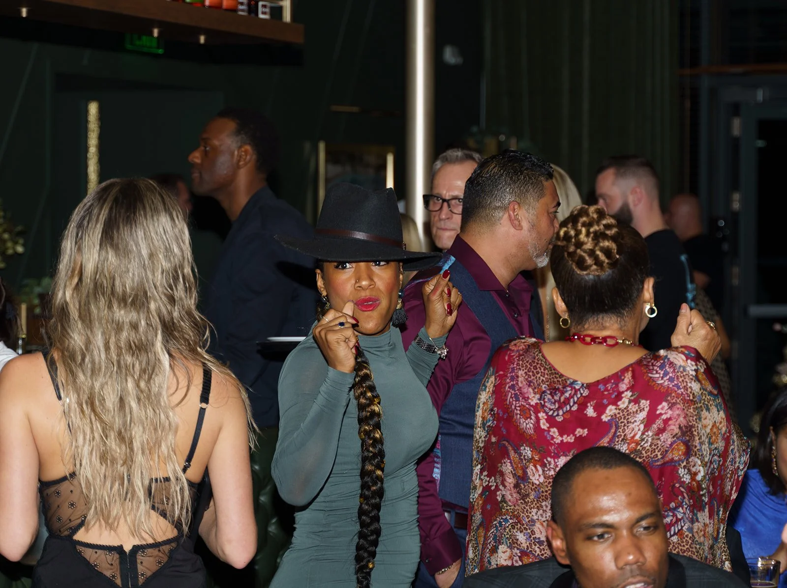 DSC04954December 05_ 2022DJEM__100P.jpg