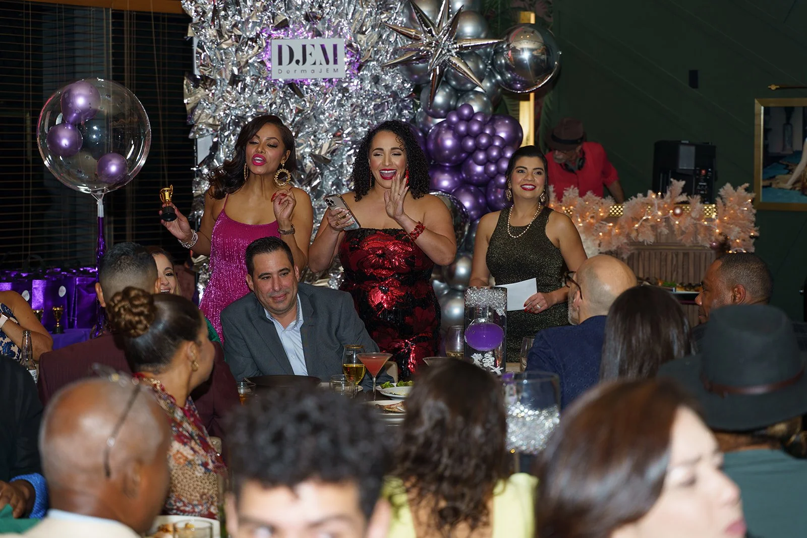 DSC05111December 05_ 2022DJEM__100P.jpg