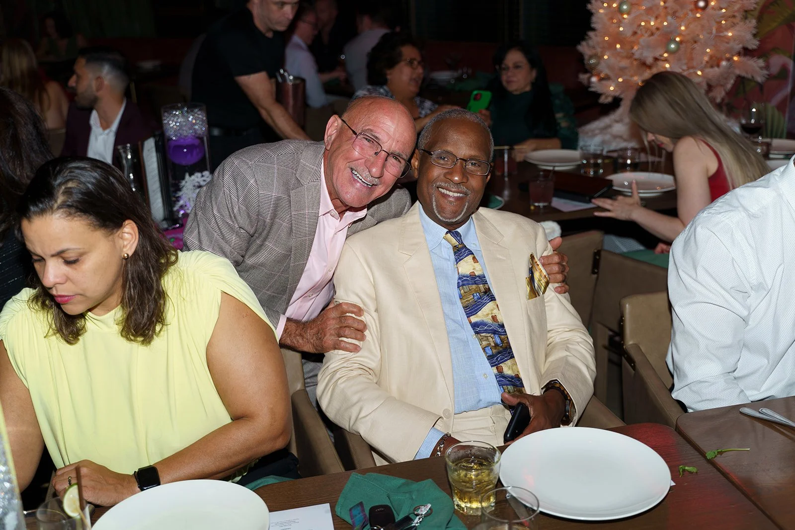 DSC04911December 05_ 2022DJEM__100P.jpg