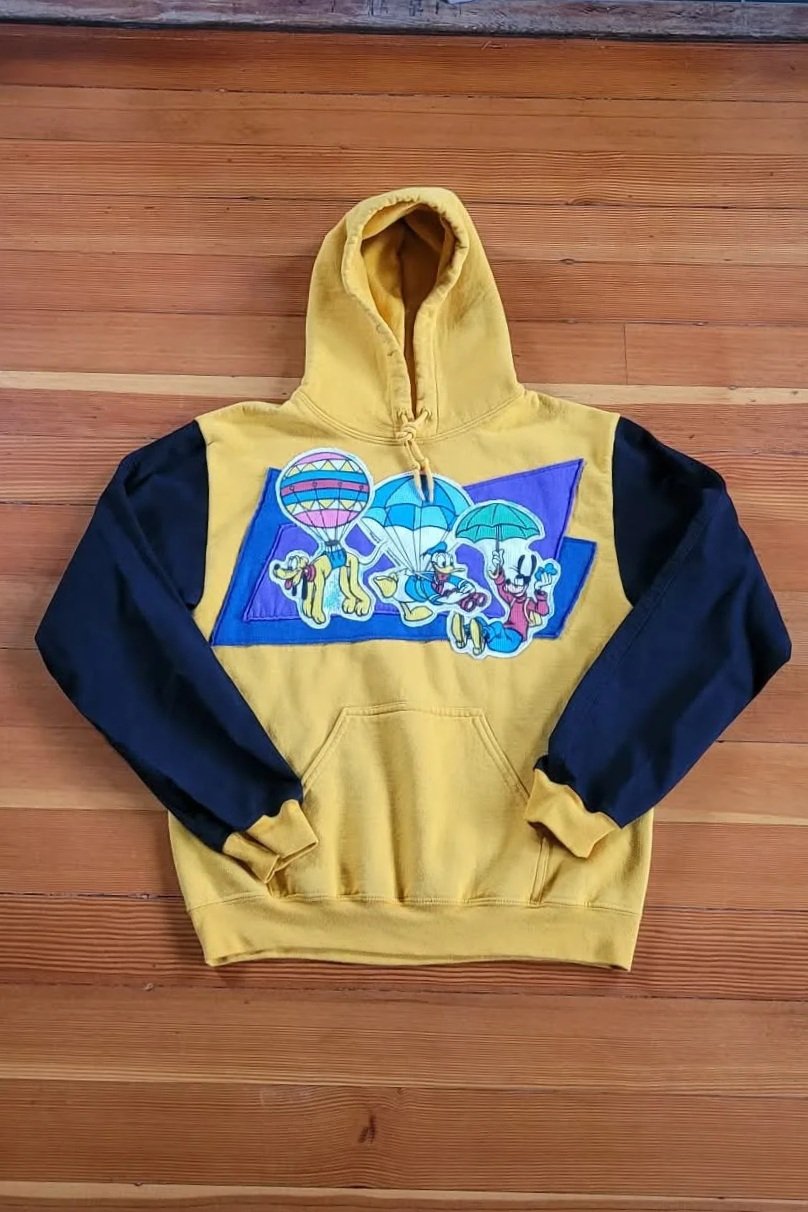 Yellow Parachutes Pluto, Donald, & Goofy Hoodie - Small - $160