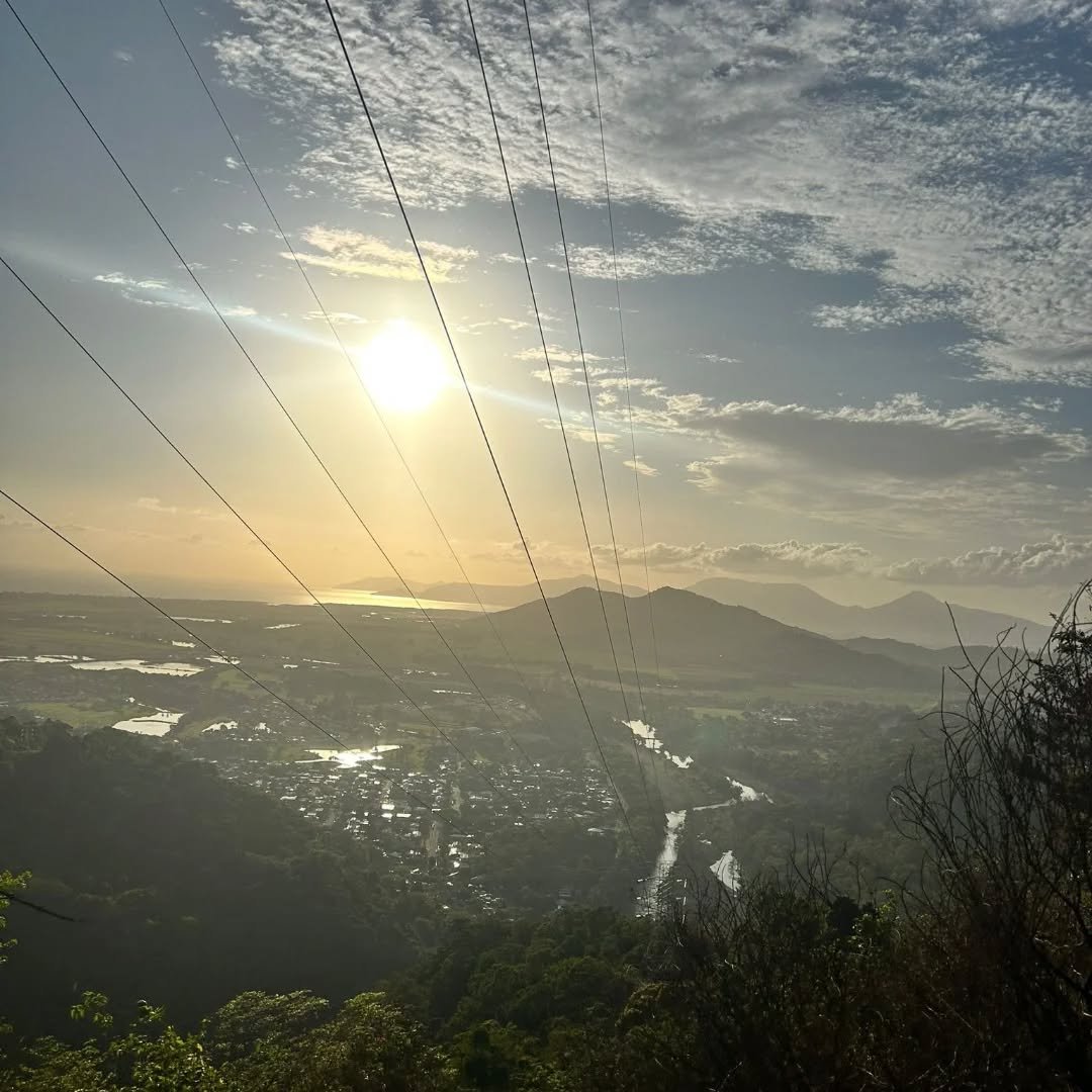 Kings Bday Hike🥳
Glacier Rock with the crew💚⛰️