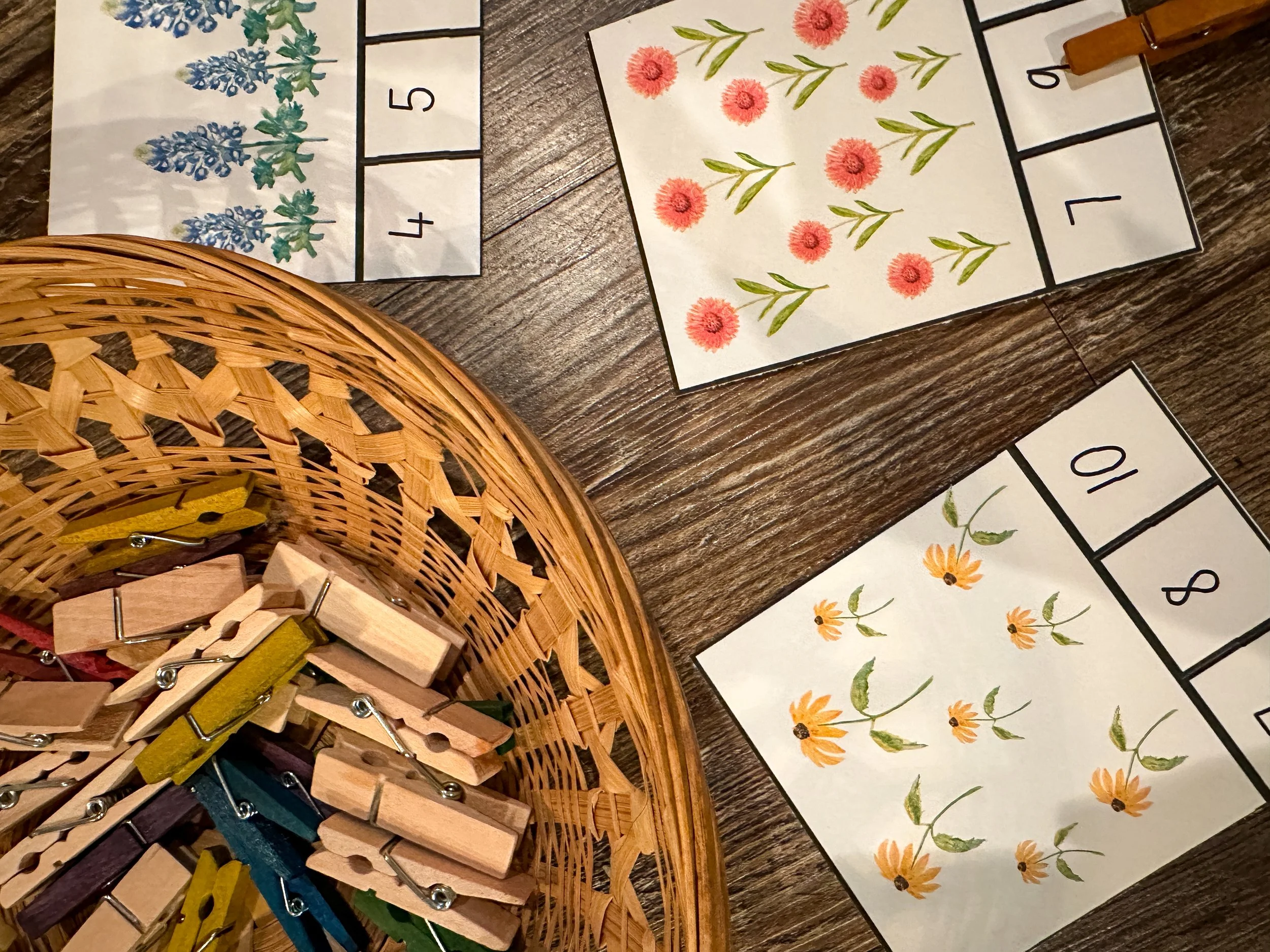 What Are Clothespin Cards? A Parent’s Guide to This Simple Learning Tool