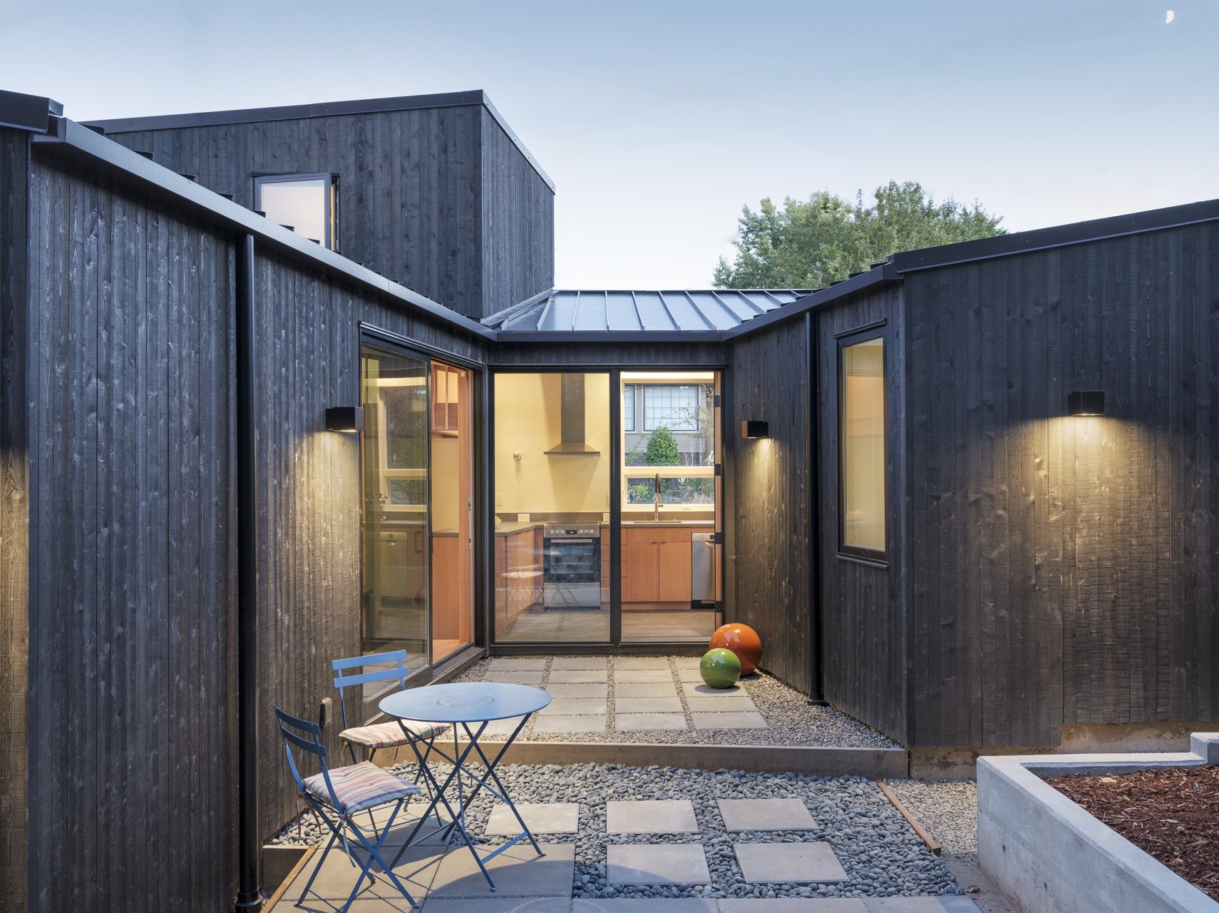 Courtyard DADU for Robert Hutchison Architecture