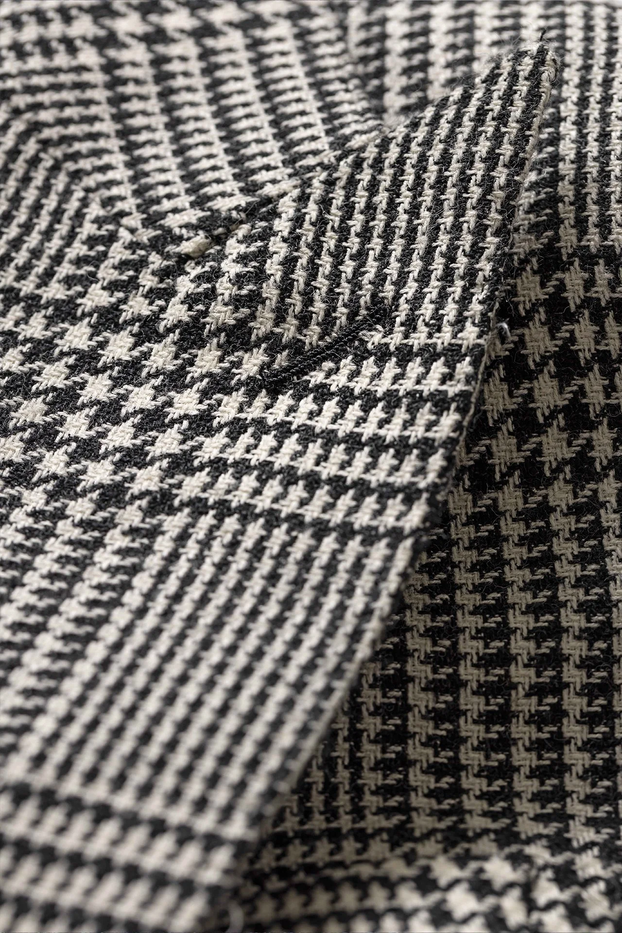 9175-Lapel.jpg