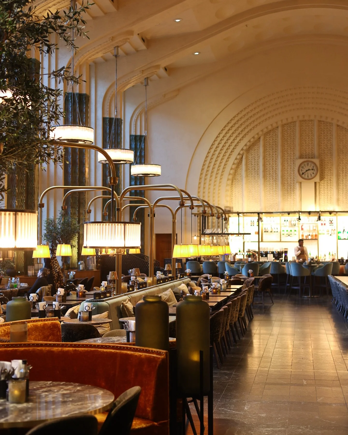 Ydinkeskusta tarjoaa uskomattoman monipuolisen valikoiman ravintoloita &ndash; italialaista, libanonilaista, meksikolaista, sushia ja paljon muuta. 🍝🍔🌮

Tutustu artikkeliimme, jossa nelj&auml; helsinkil&auml;ist&auml; vaikuttajaa jakaa omat suosik