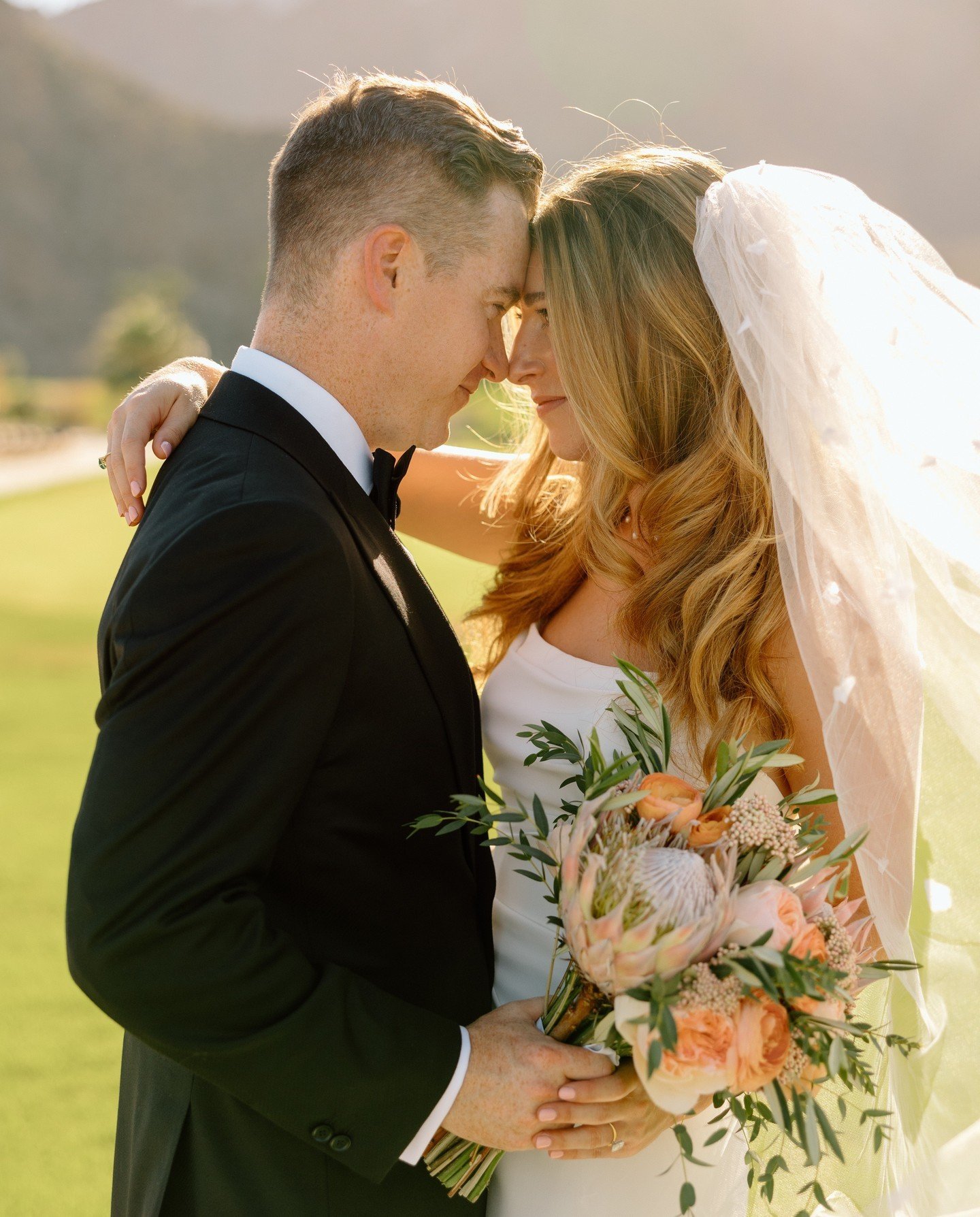 Together is a beautiful place to be. 🤍  Congratulations Torey and Andrew!
...
#artisaninspiration #palmspringswedding #artisanevents #artisaneventfloraldecor #brideandgroom #colorfulbouquet