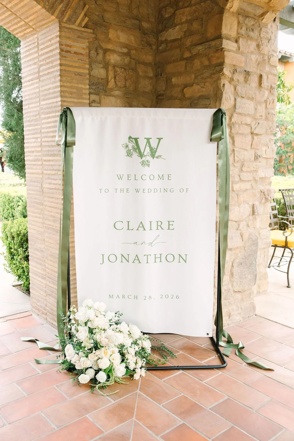 Claire&Jonathon-Sneaks-032826-JodeeFriday&Co-206.jpg
