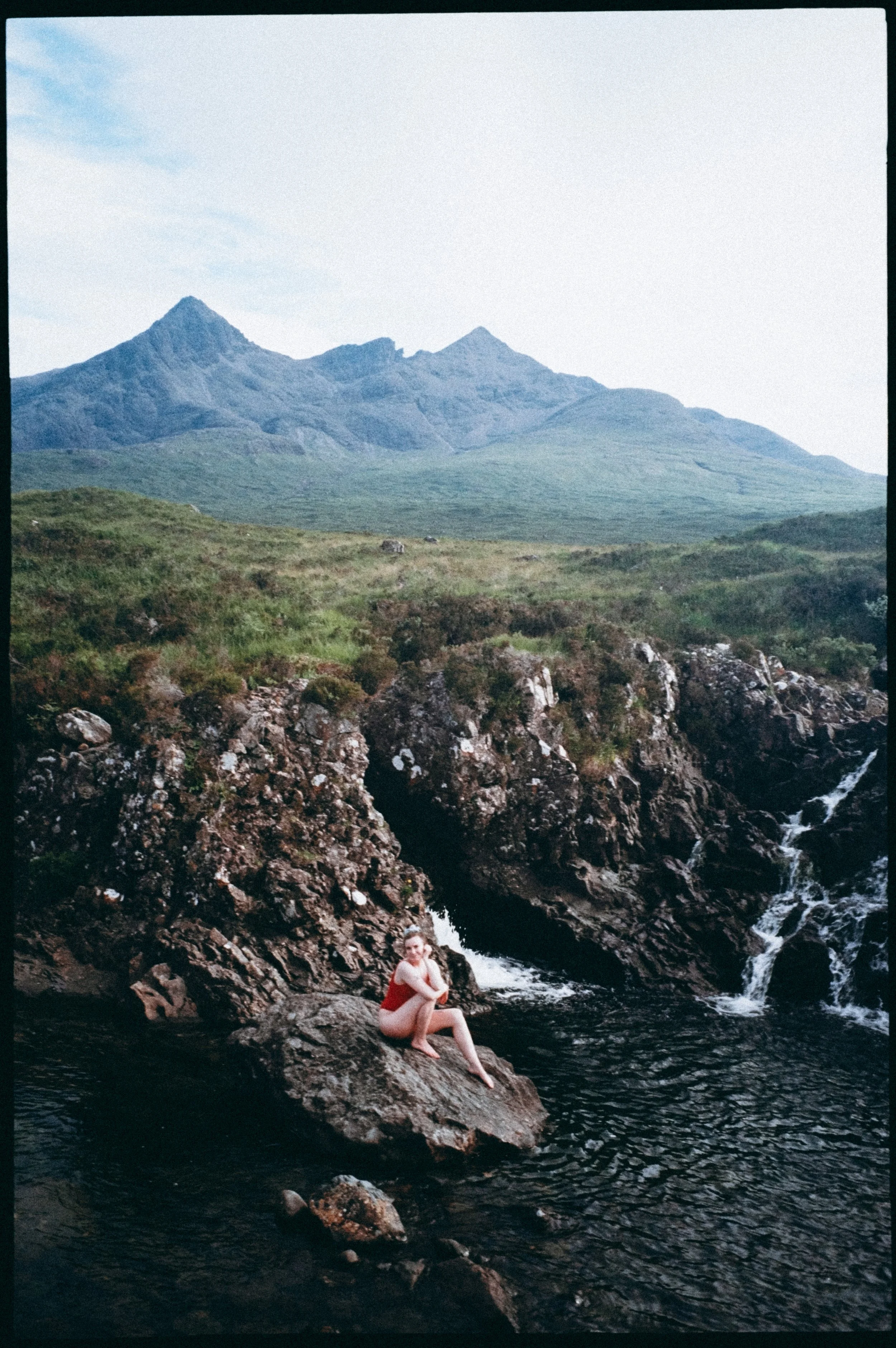 Joanna-Eliza-Film-Dunvegan-51 copy.jpg