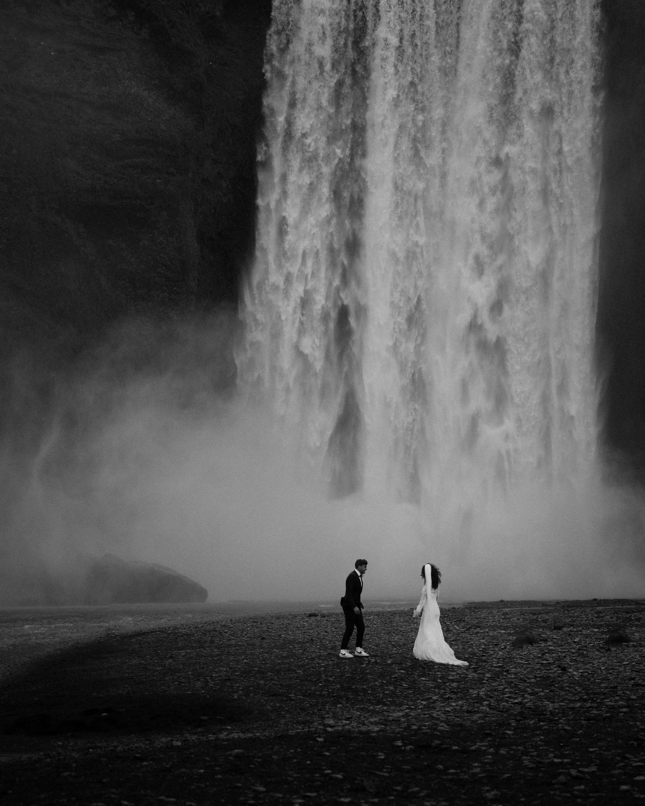 Joanna-Eliza-Iceland-Sydney-Adam-269 copy.jpg