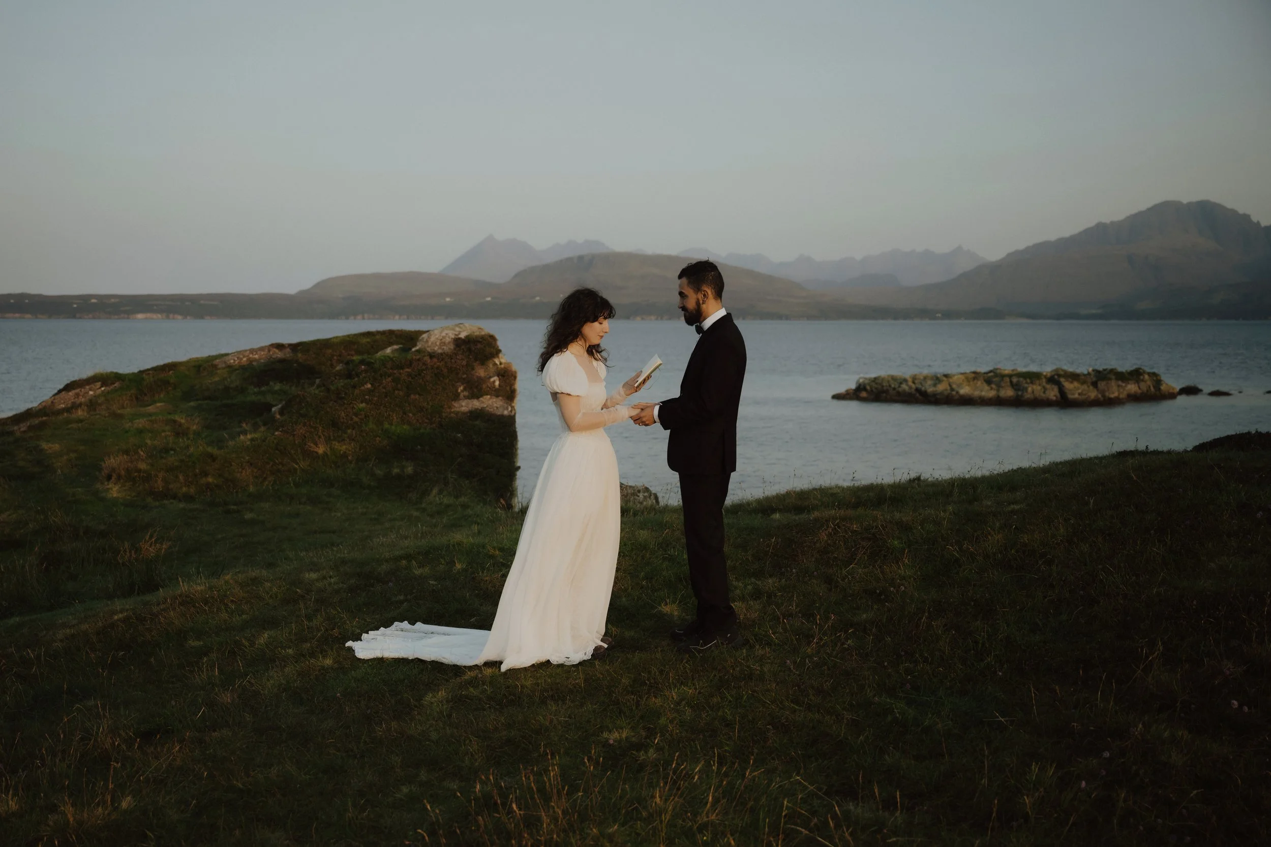 Joanna-Eliza-Cristina-Alex-Previews-8 copy 2.jpg