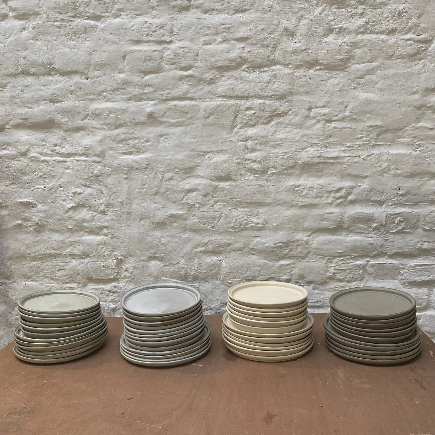 Hey ! Long time no see 👋🏻

I am back at th&eacute; studio, well rested and a little tanned.
this coming year will be full of new exciting challenges.
I want to continue to make retail orders but I also feel that I need to free up more time to work 