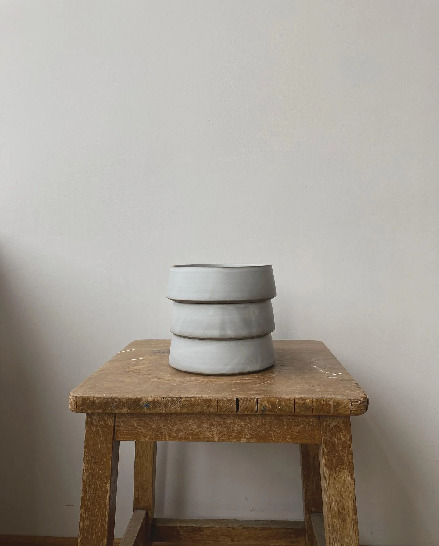 J&rsquo;expose mon travail le plus r&eacute;cent @instore &agrave; partir de ce soir et jusqu&rsquo;&agrave; la fin du mois.

Une s&eacute;lection de ramequins &agrave; voir, &agrave; toucher et pourquoi pas &agrave; adopter ainsi que d&rsquo;autres 