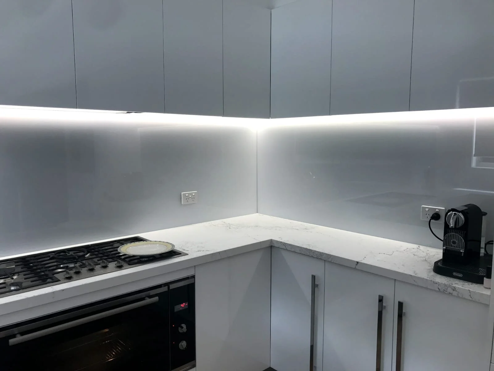 Overhead Kitchen cabinets