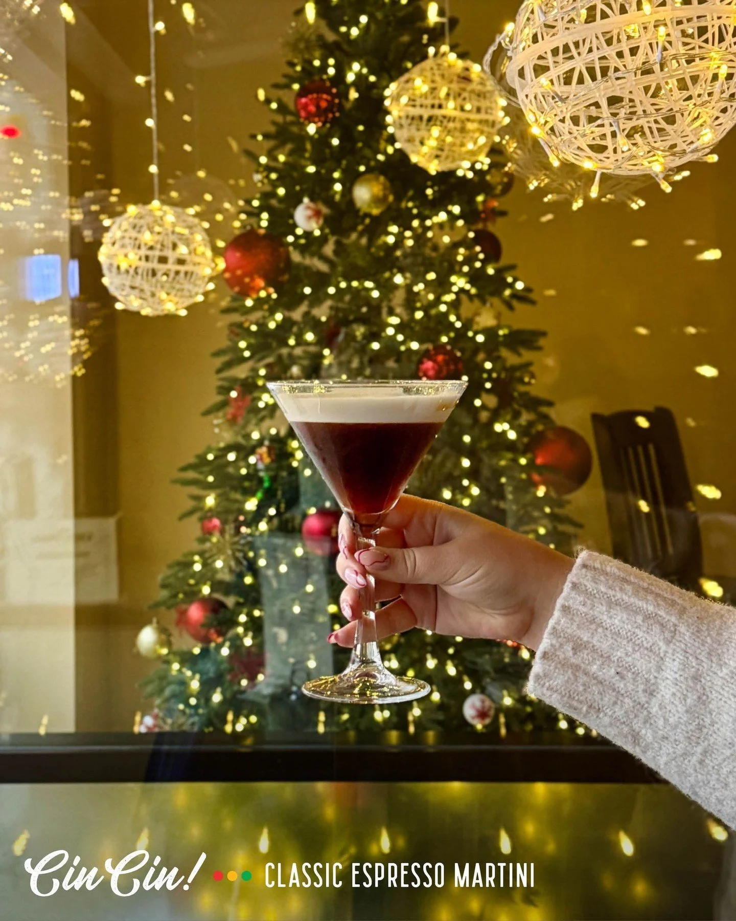 The magic of the season hits differently with a classic Espresso Martini in hand, especially when the backdrop is the glow of Christmas lights and the hum of holiday cheer at Little Place! 🎄🍸

🍽 Dine In, First Come, First Served
🍷 Extensive bever