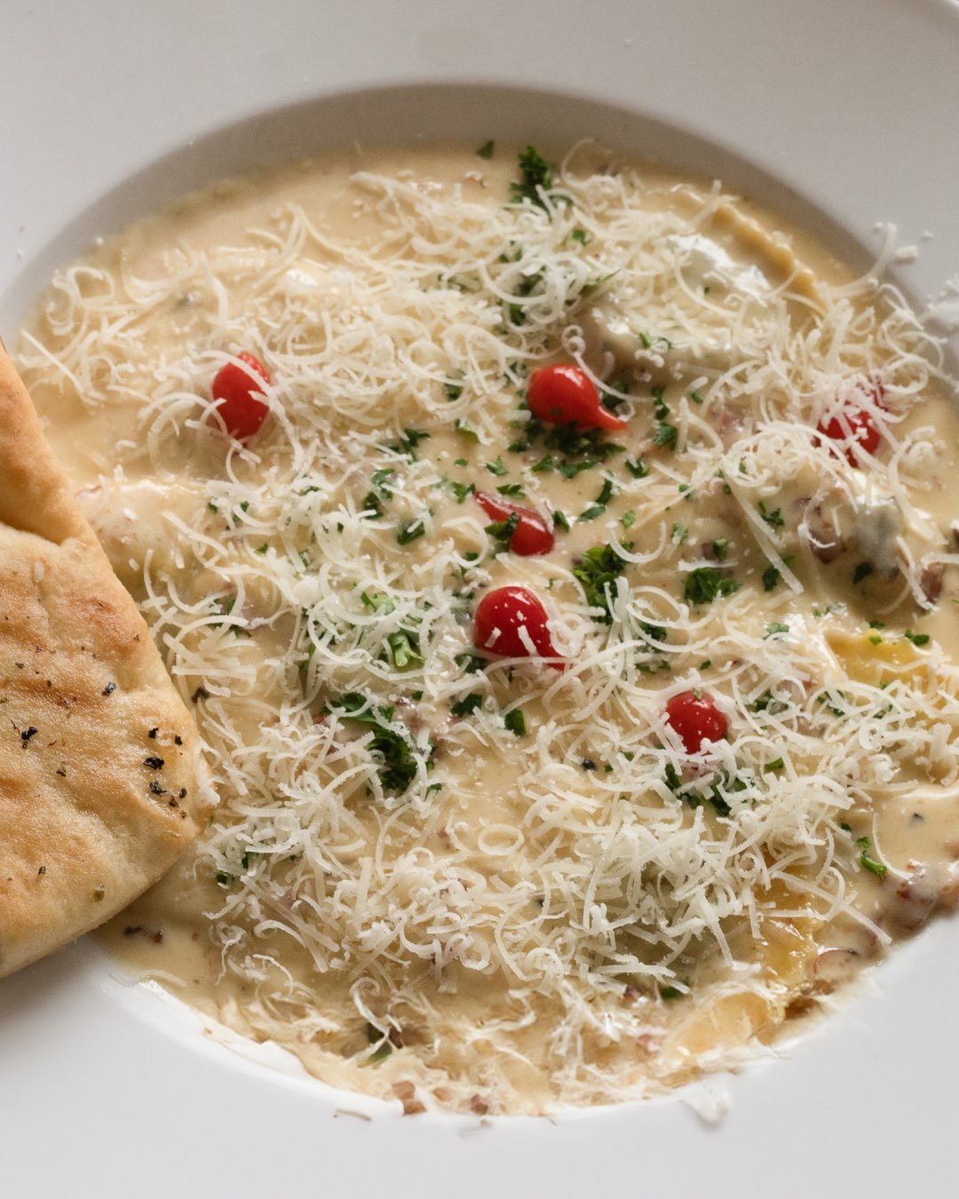 It&rsquo;s the dish that keeps people coming back again and again! 

As you can see, when we say our Mushroom Ravioli is a fan favourite, we really mean it. With saut&eacute;ed pancetta and sweet Peruvian peppers in a delectable cream sauce, we under