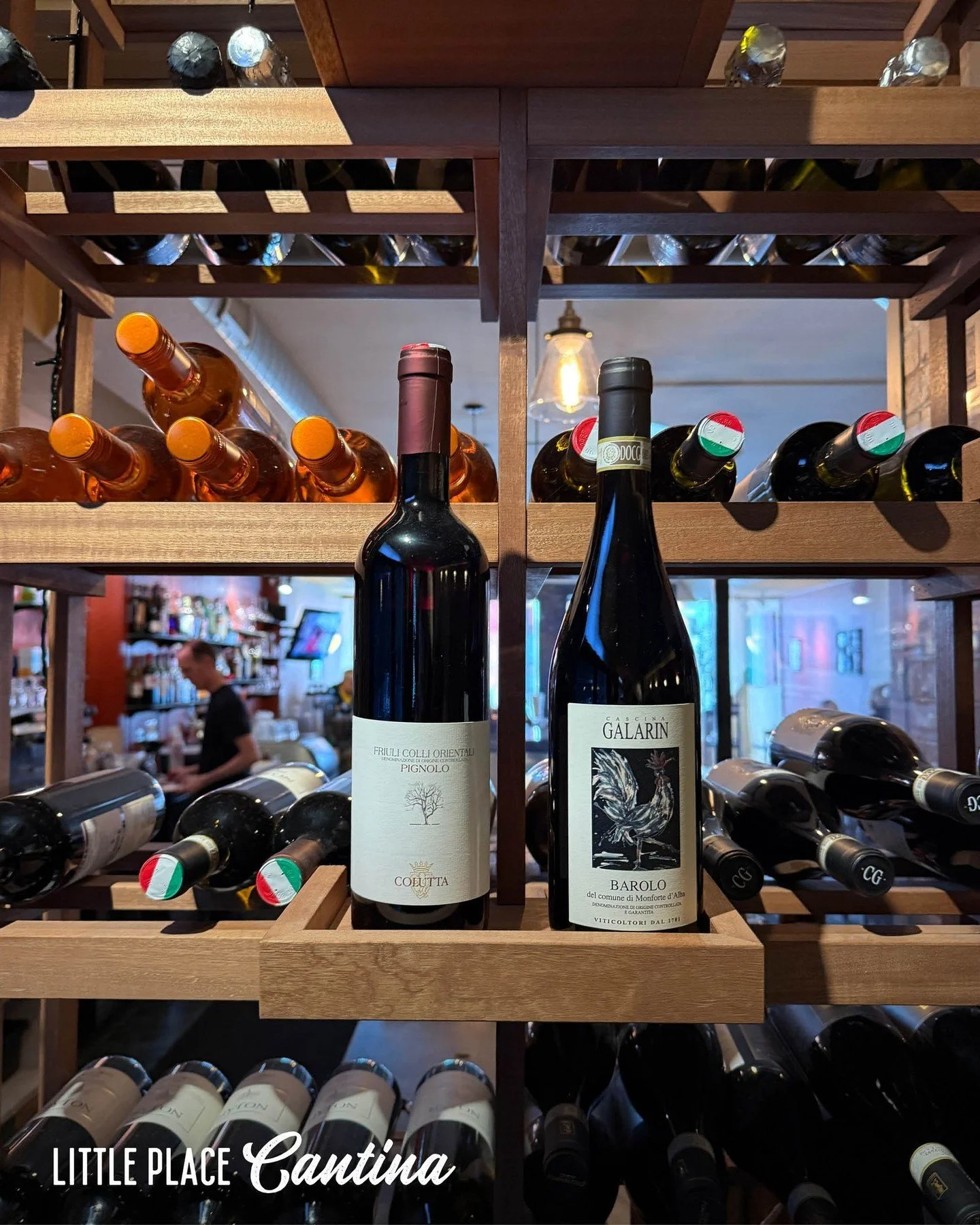 We might not have a wine window, but we do have wine to go! 🍷

Browse our selection of wines from our Cantina and grab a bottle to enjoy at home when you want to recreate the LP experience. 

Share this with the sommelier in your life! 👇

🚦76 Main
