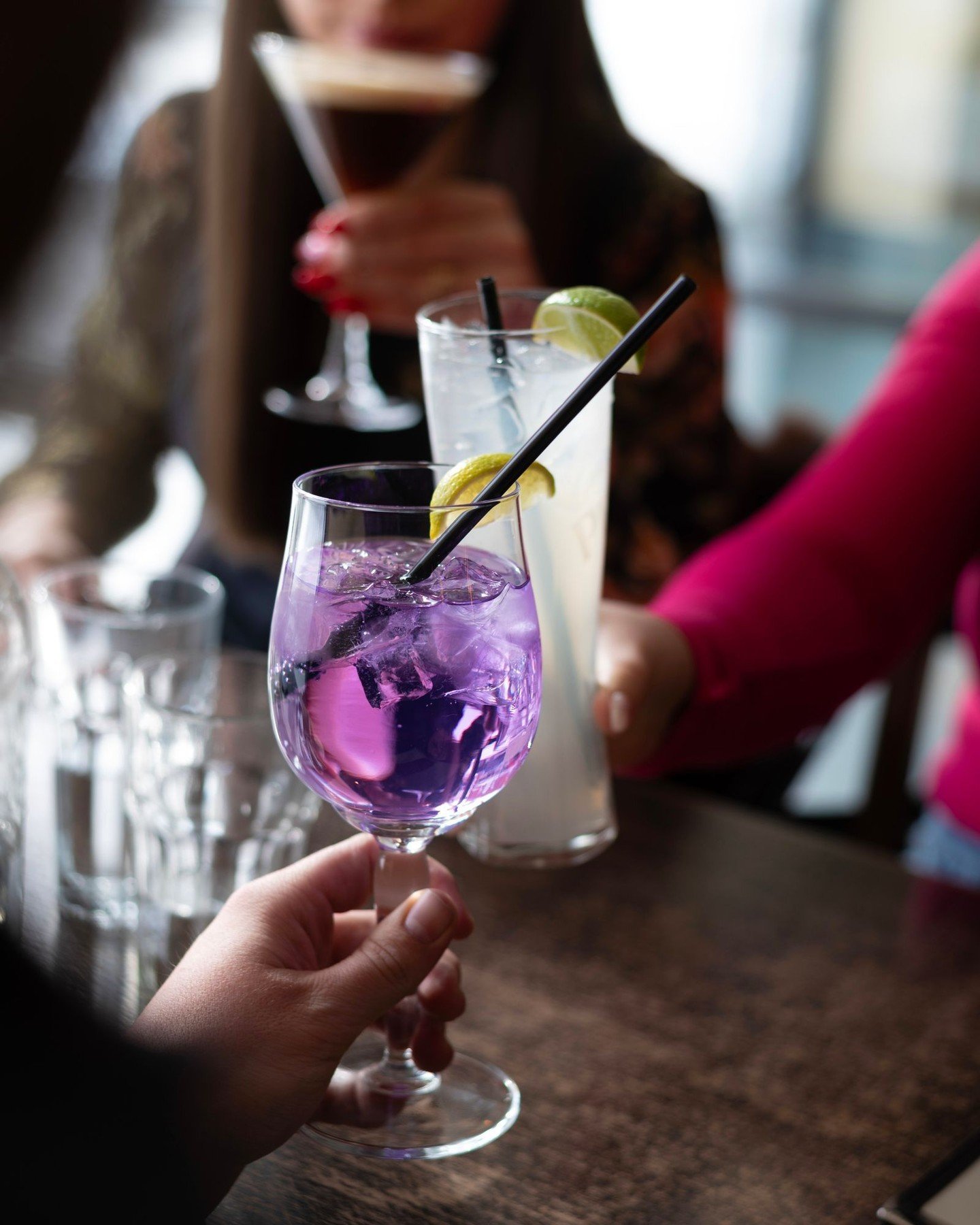 A cheers is just ✨ better ✨ when it's done with fun, colourful cocktails. 

🍽 Dine In
👍 First come, First served

📞 Place your order by phone: 705-789-2536
76 Main St. E., by the lights at Brunel🚦
.
.
.
.
#Cocktails #CraftCocktails #AuthenticItal