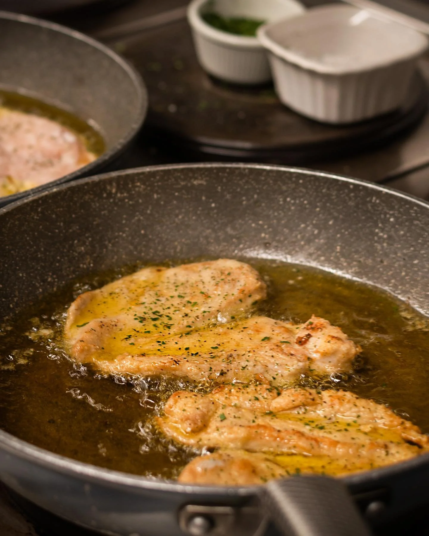 From our kitchen to your table. 🤤

Bring a little taste of That Little Place By The Lights home with you for dinner! Pick up a container of pre-cooked Chicken Piccata from our Market Place to pair with your favourite pasta or salad to recreate the L